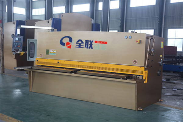 液(ye)壓剪闆(pan)機