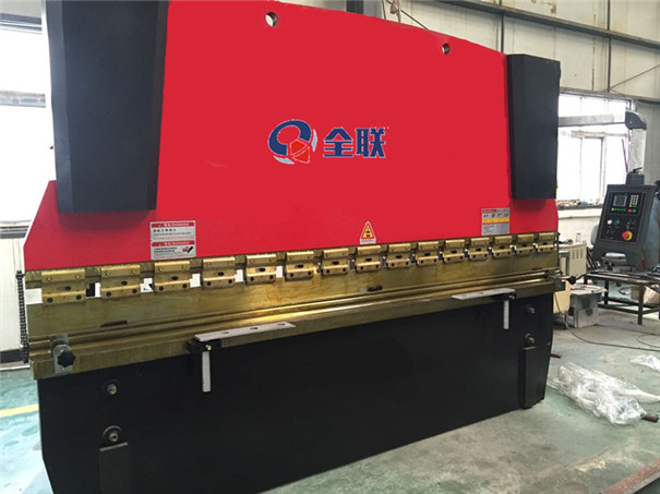 液壓數控折彎(wan)機