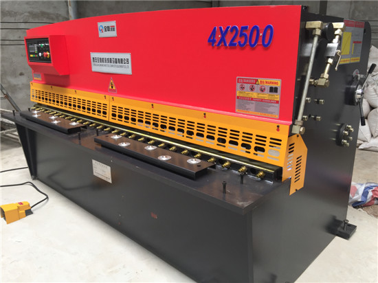 液(yè)壓擺式剪(jiǎn)闆機