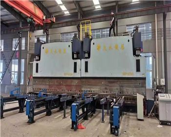 雙(shuāng)機聯動電(dian)液伺服數(shu)控折彎機(jī)搬遷移機(jī)安裝大修(xiū)改造